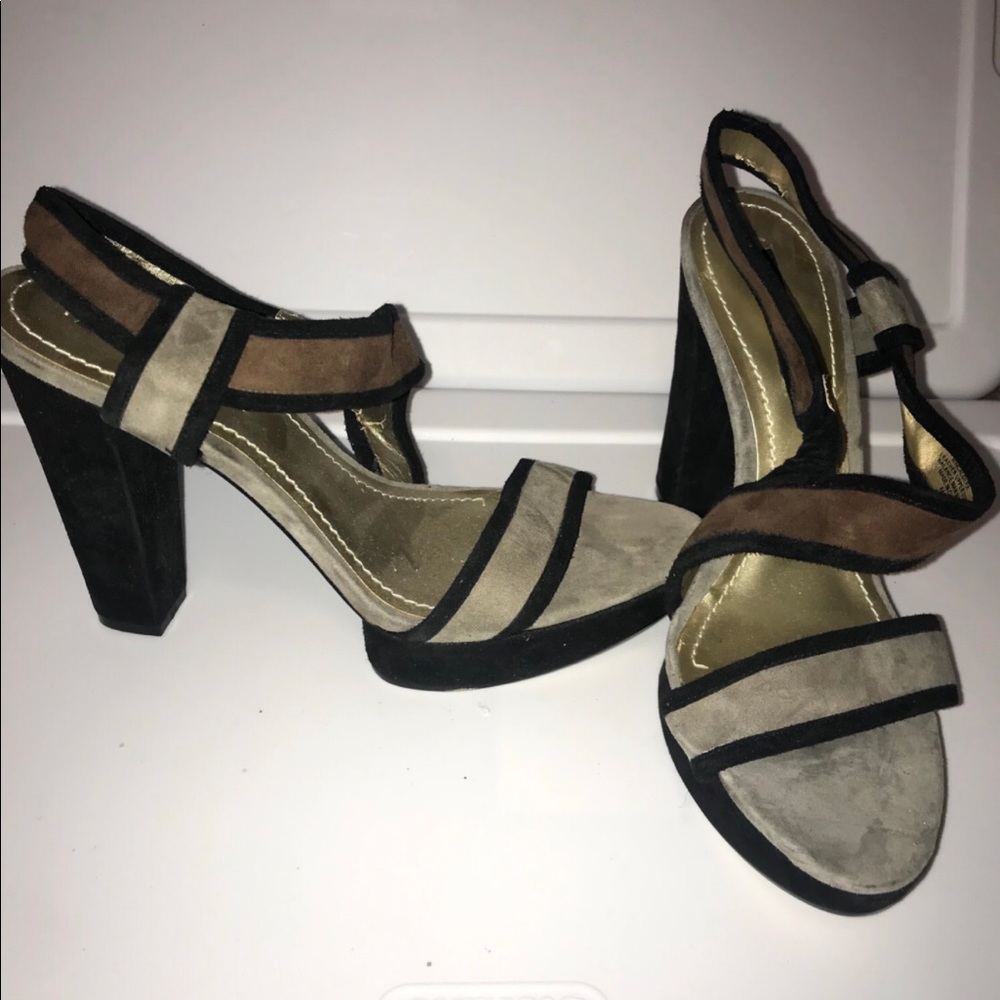 Women’s Multi colored platform heels, size 10